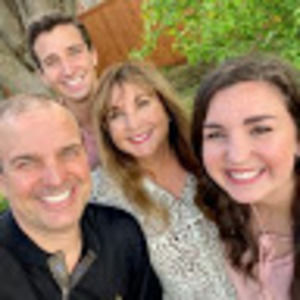 Meet your Posher, Eva